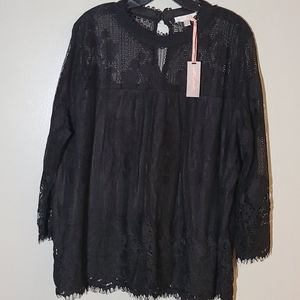 Wltra pink black top